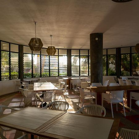 Hotel California Playa El Yaque Екстер'єр фото