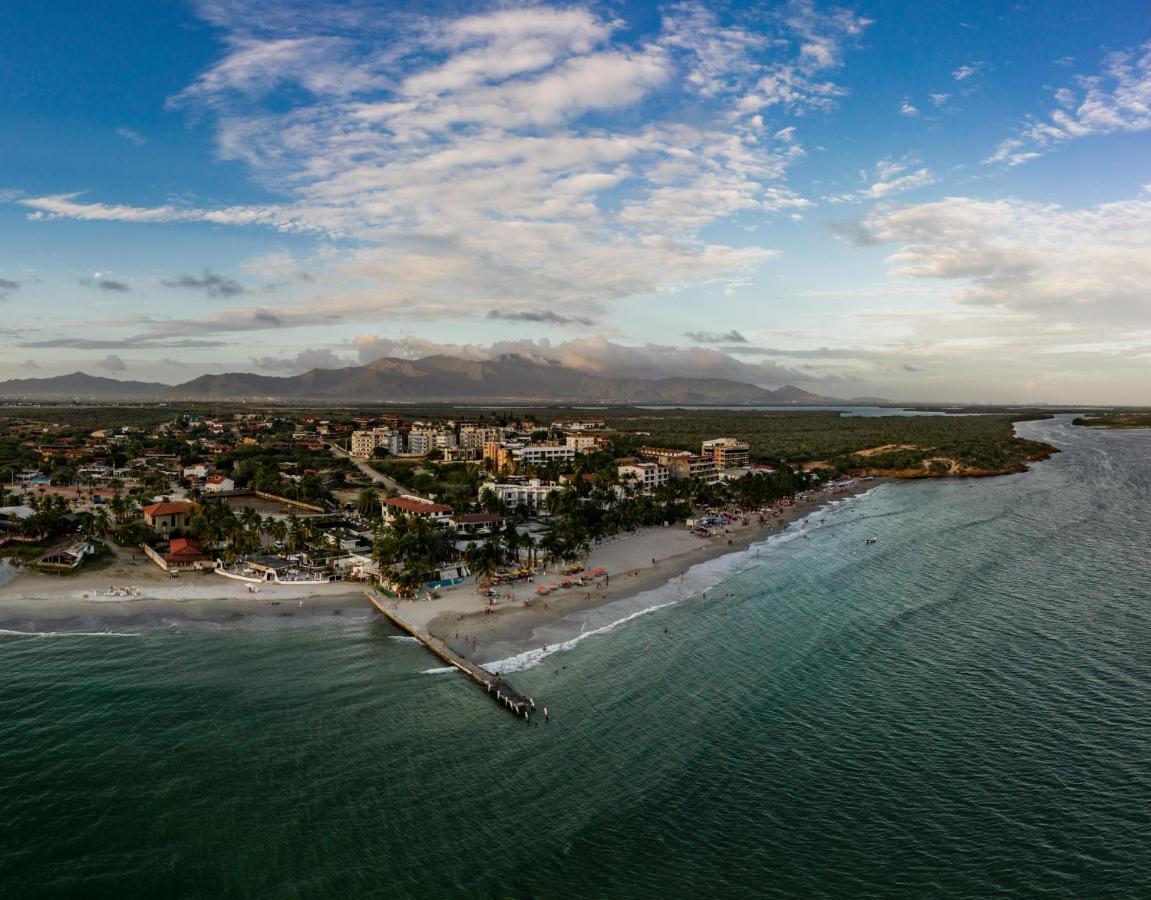 Hotel California Playa El Yaque Екстер'єр фото