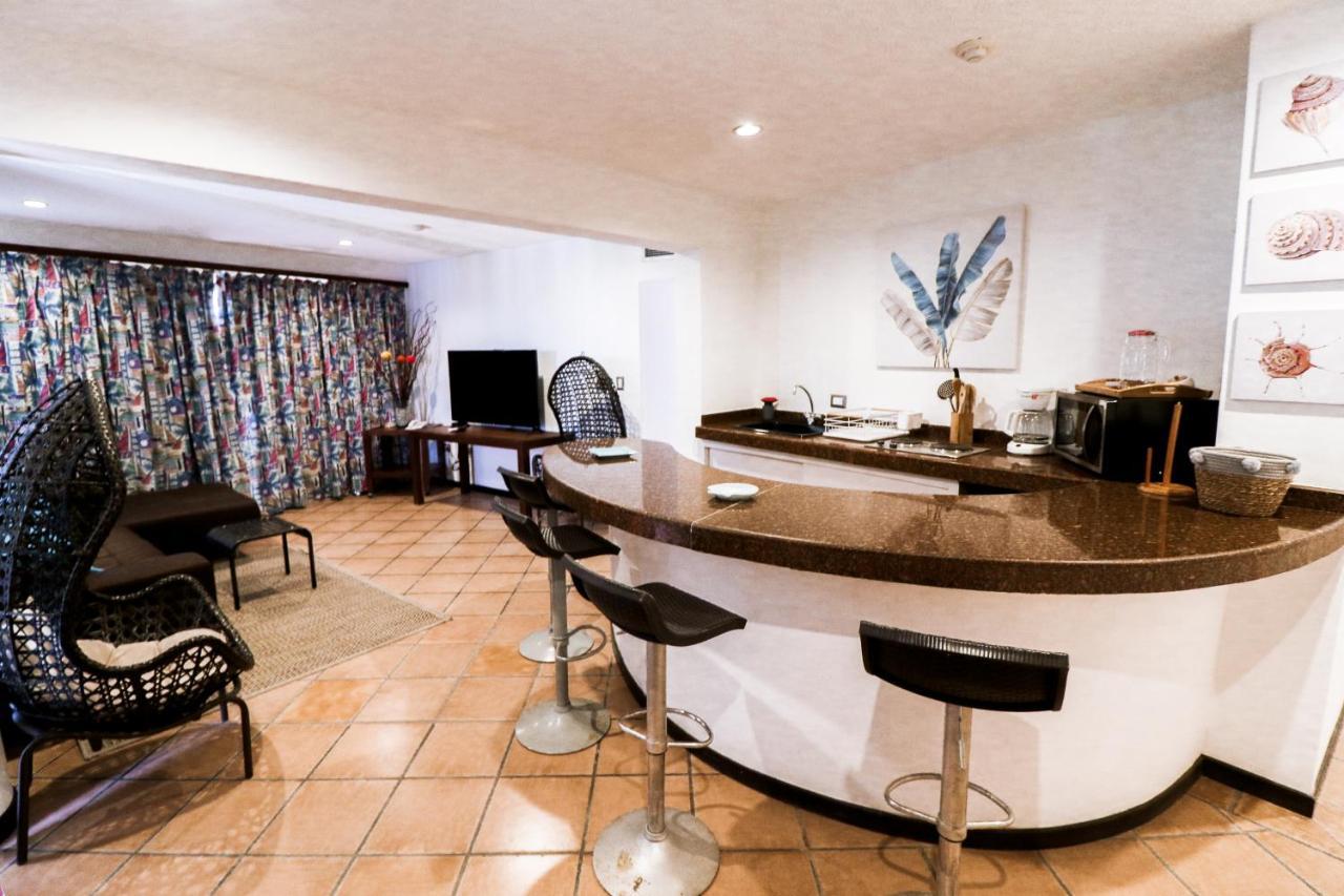 Hotel California Playa El Yaque Екстер'єр фото