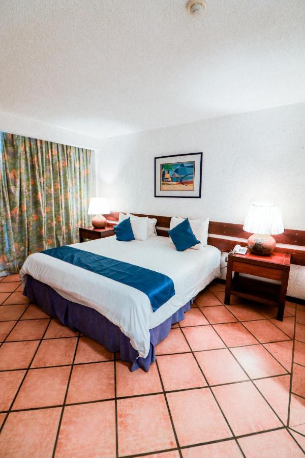 Hotel California Playa El Yaque Екстер'єр фото