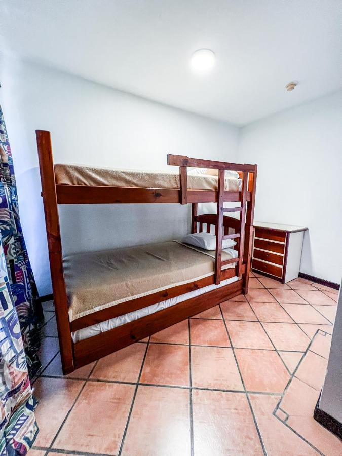 Hotel California Playa El Yaque Екстер'єр фото